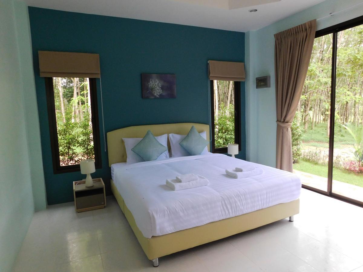 Phuket Sirinapha Resort Nai Yang Ngoại thất bức ảnh